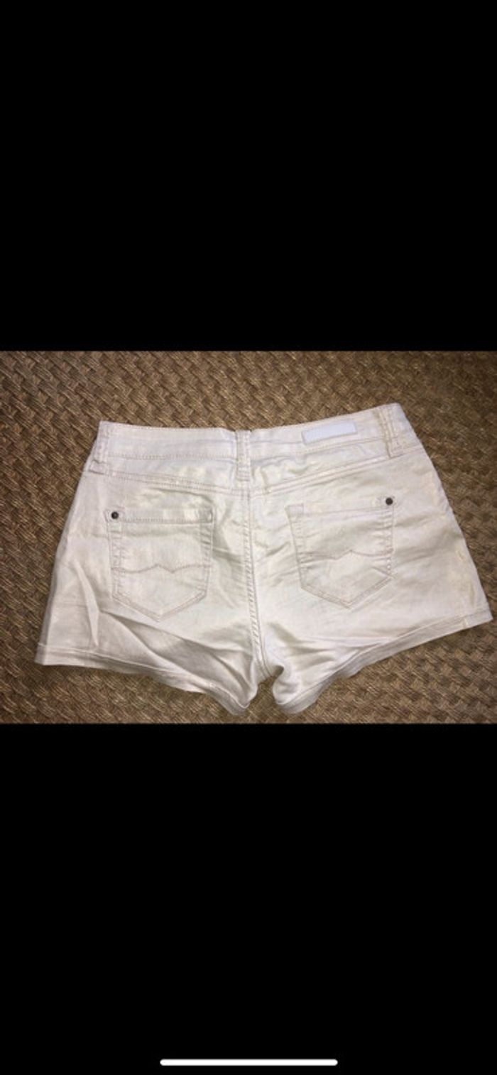 Short brillant - photo numéro 2