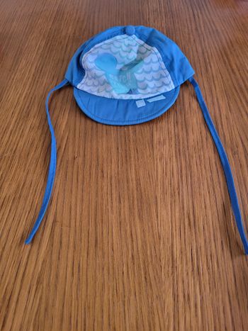 Casquette taille 44 12mois