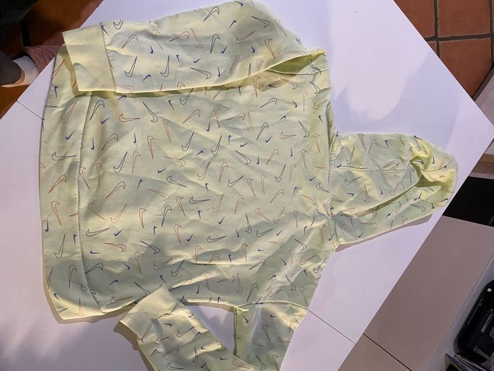 Sweet à capuche vert clair Nike taille L enfants fille - photo numéro 9