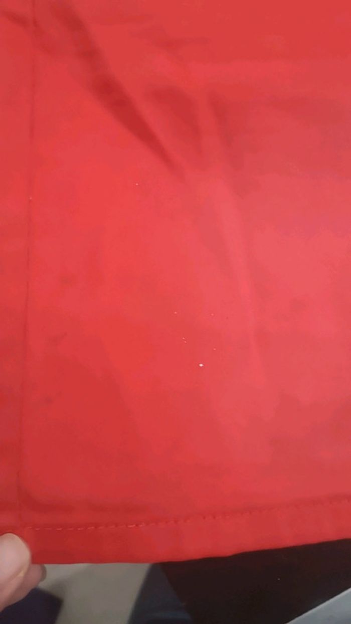 Jupe rouge - photo numéro 3