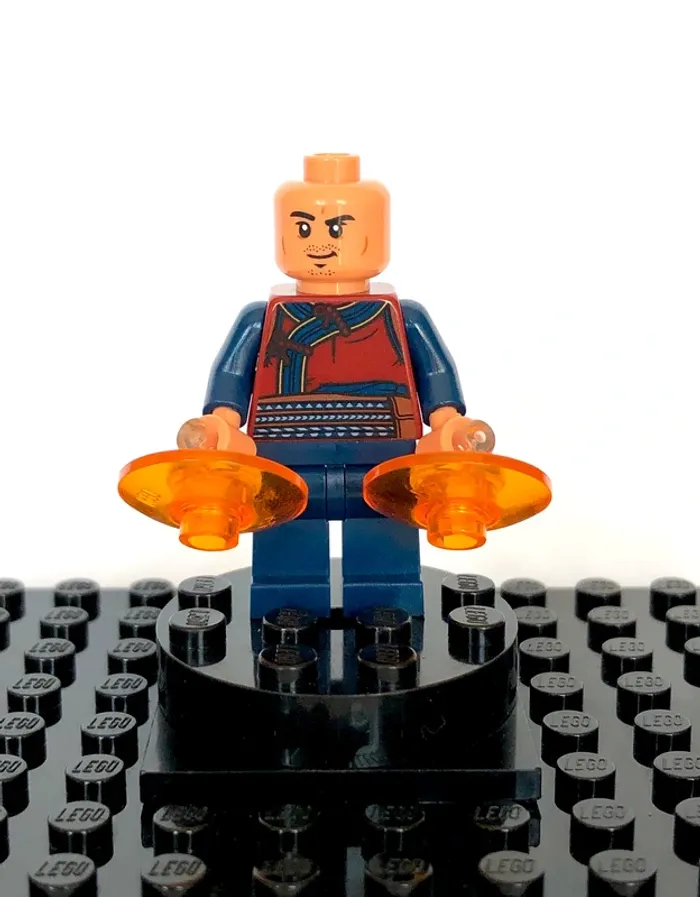 LEGO Dr Strange in the Multiverse of Madness - Wong