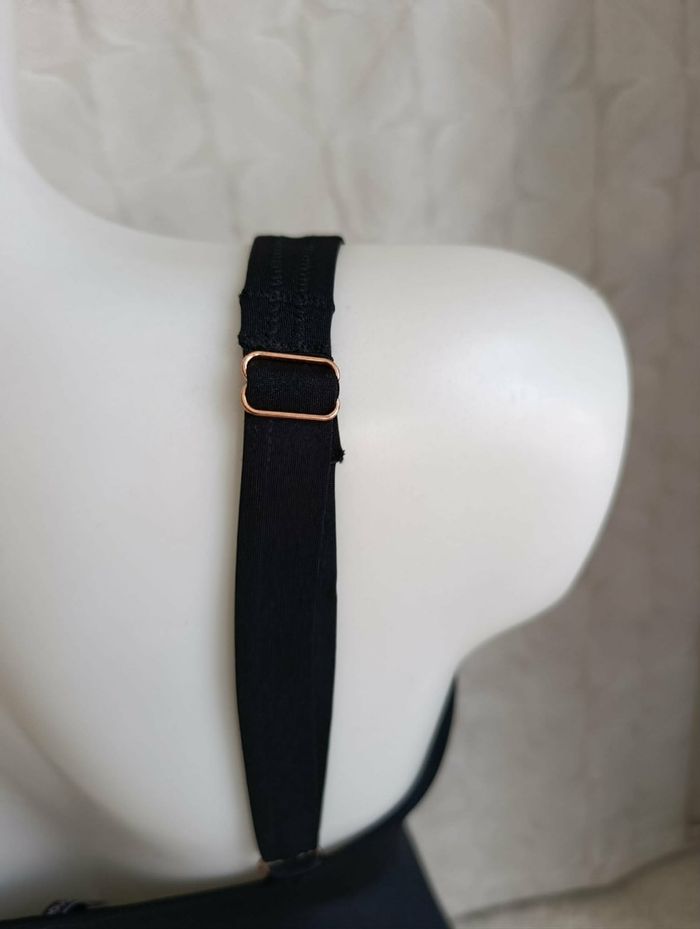 Maillot de bain une pièce Rougegorge noir boucle dorée neuf 90C - photo numéro 6