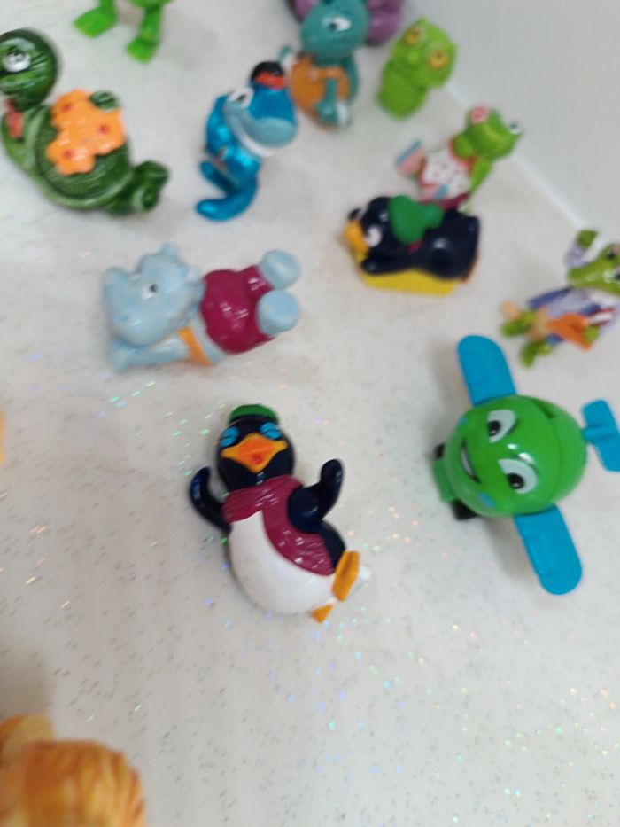 Kinder Ferrero figurine Figure dino lion grenouille requin pingouin tortue hippopotame crocos - photo numéro 6