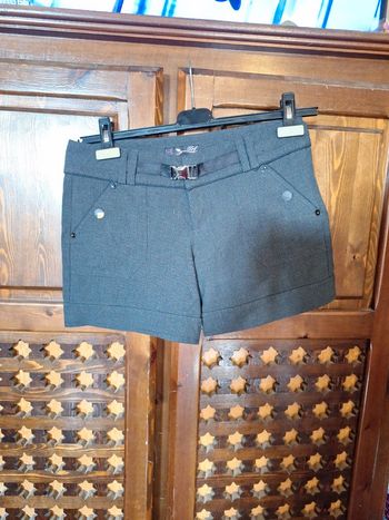 Short 36 €
