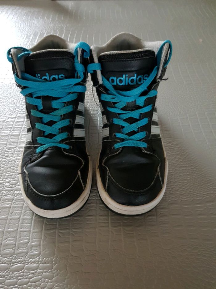 Basket Adidas pointure 33