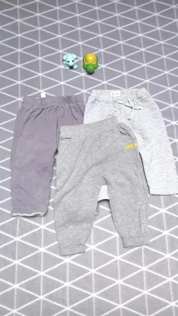 🦁 lot 3 pantalons, 9 mois