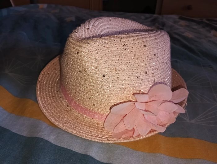 Chapeau fille taille 54 pour 4/5 ans