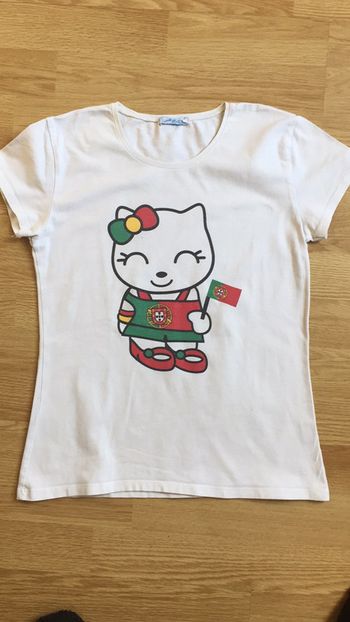 Tee shirt hello kitty 12 ans