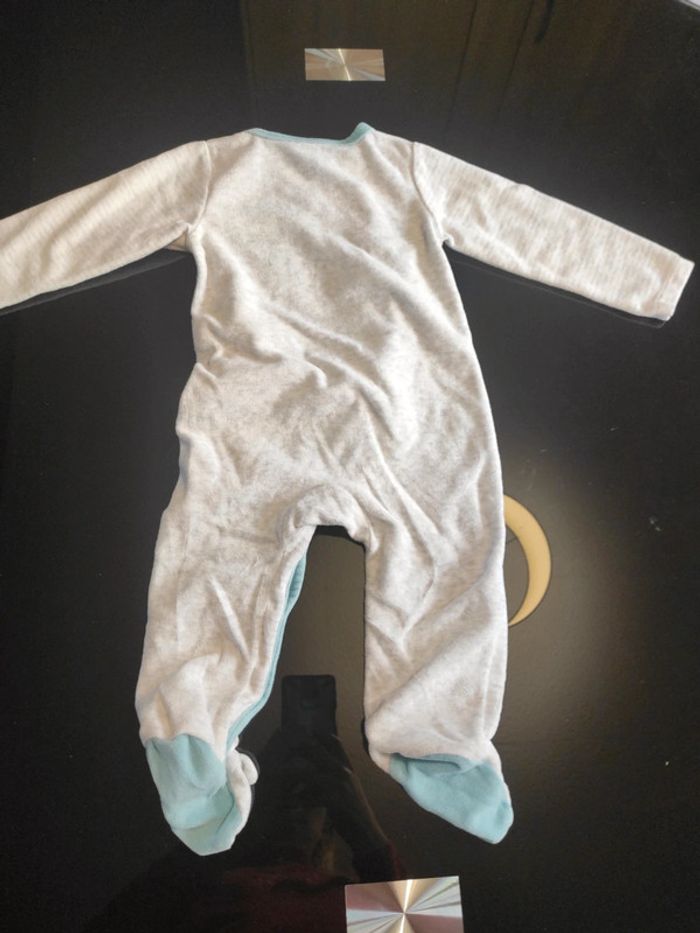Pyjamas/ grenouillère 12 mois - photo numéro 3