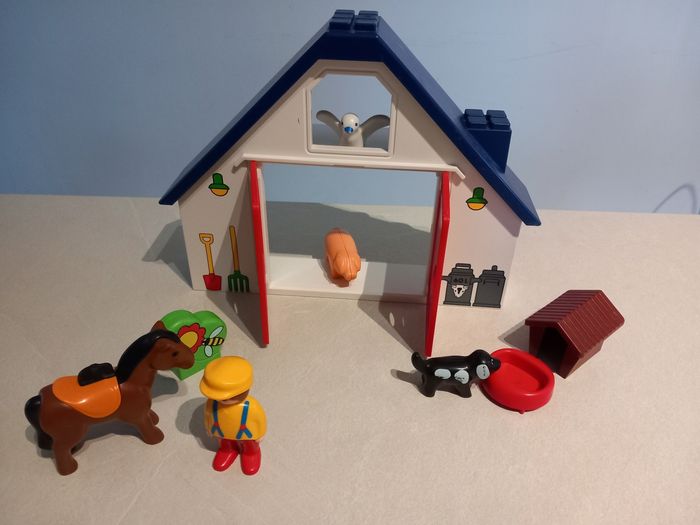 Ferme playmobil 1er âge - photo numéro 2