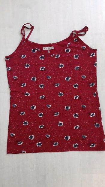 Top neuf  à bretelles