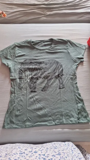 Tshirt elephant