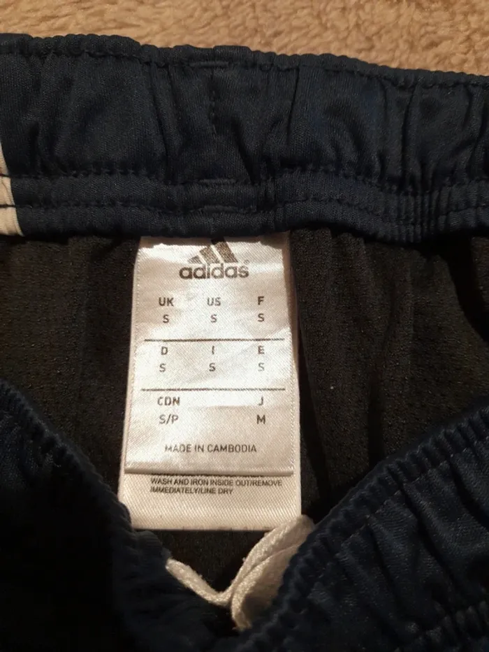 Short taille S Adidas - photo numéro 4