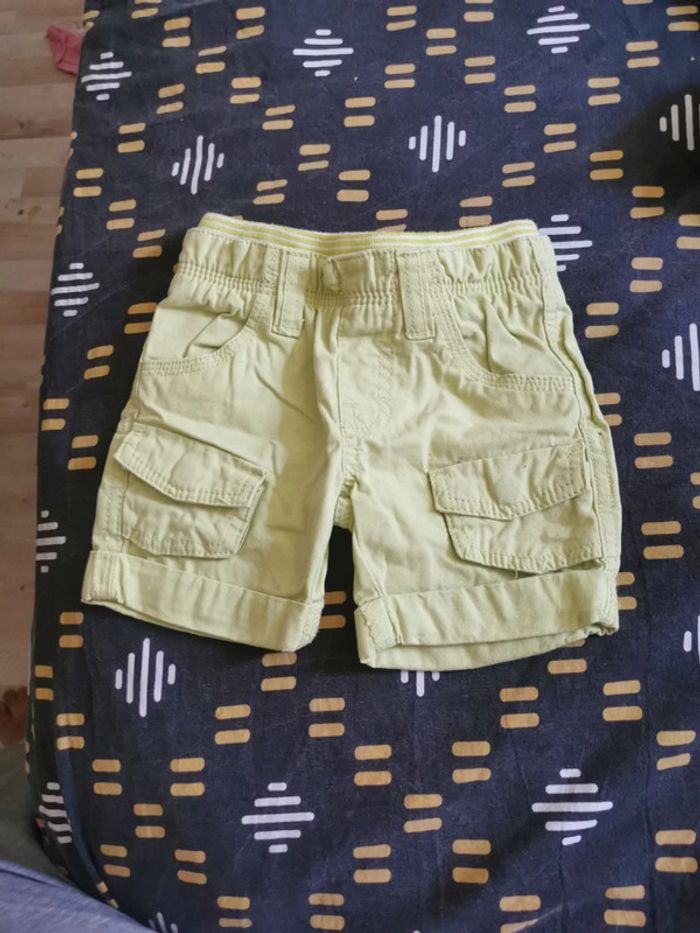 Short Vertbaudet 9 moisn