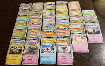 Lot de 165 cartes Pokémon 