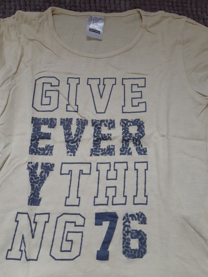 T-shirt Décathlon 6 ans - photo numéro 2