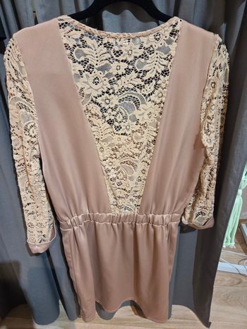 Robe rose poudrée