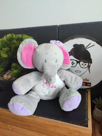 doudou peluche éléphant Lola bebisol gris violet rose blanc noeud fleur DD003422