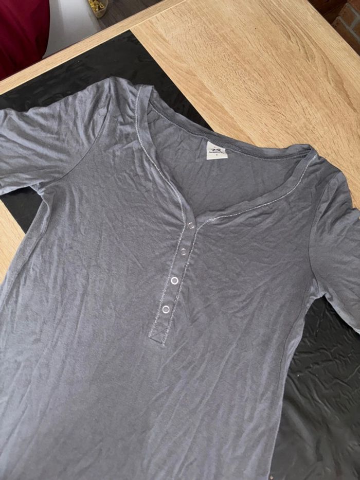 T-shirt femme - photo numéro 2