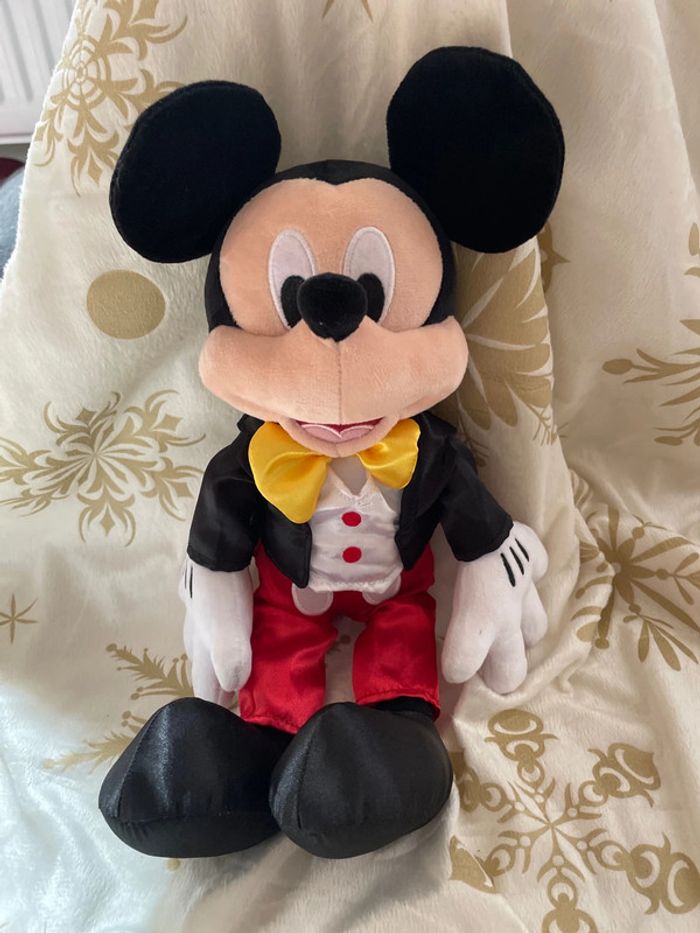 Peluche Mickey Mouse Costume Disneyland Paris Disney noir rouge smoking 34 cm - photo numéro 3