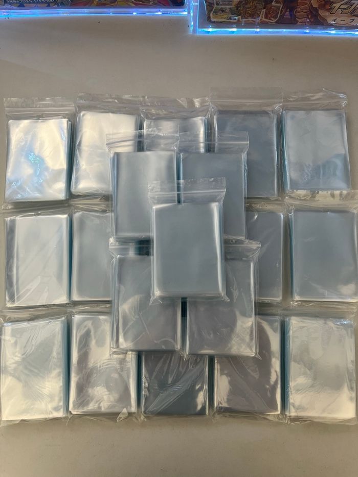20 x paquets de 100 sleeves Ultra PRO - photo numéro 2