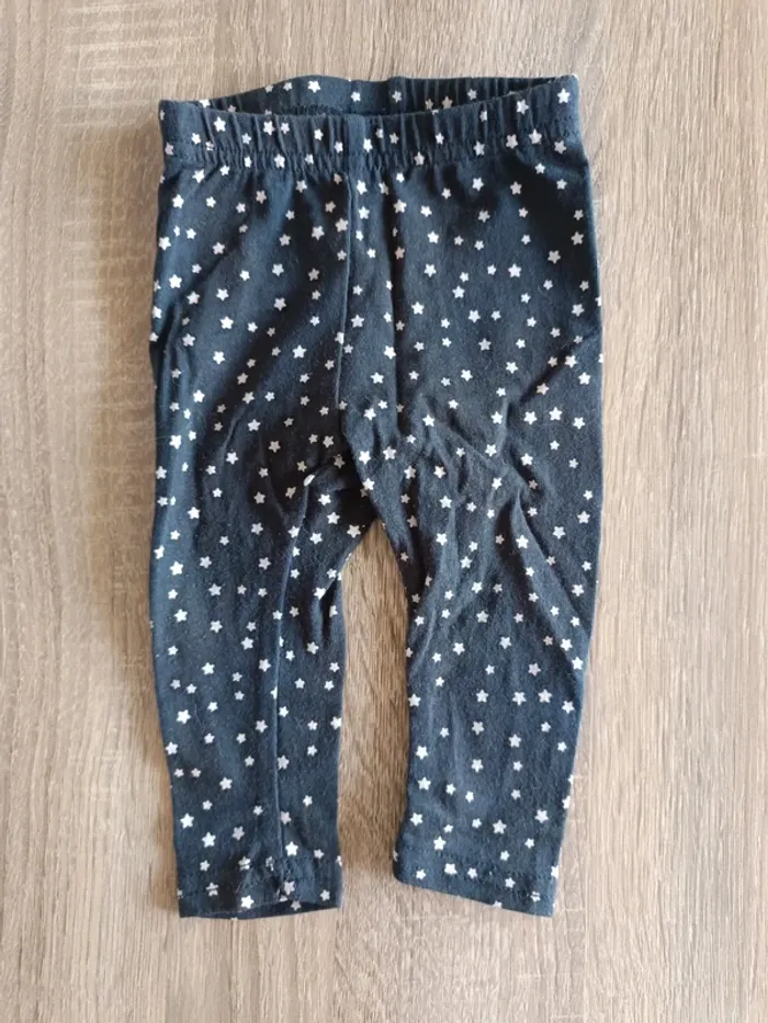 Legging noir et blanc à étoiles bébé fille 6 mois