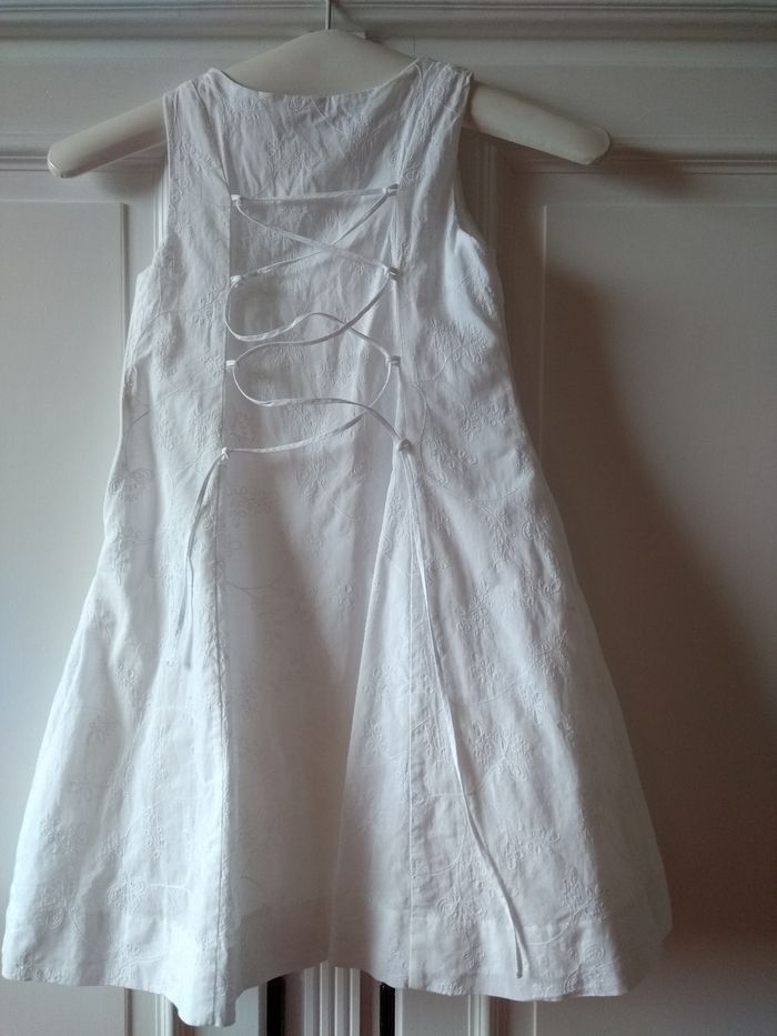 Robe blanche - photo numéro 2