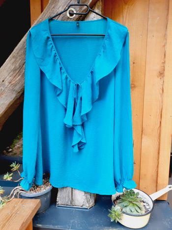 Superbe chemisier bleu/vert, taille L, col V, Benetton
