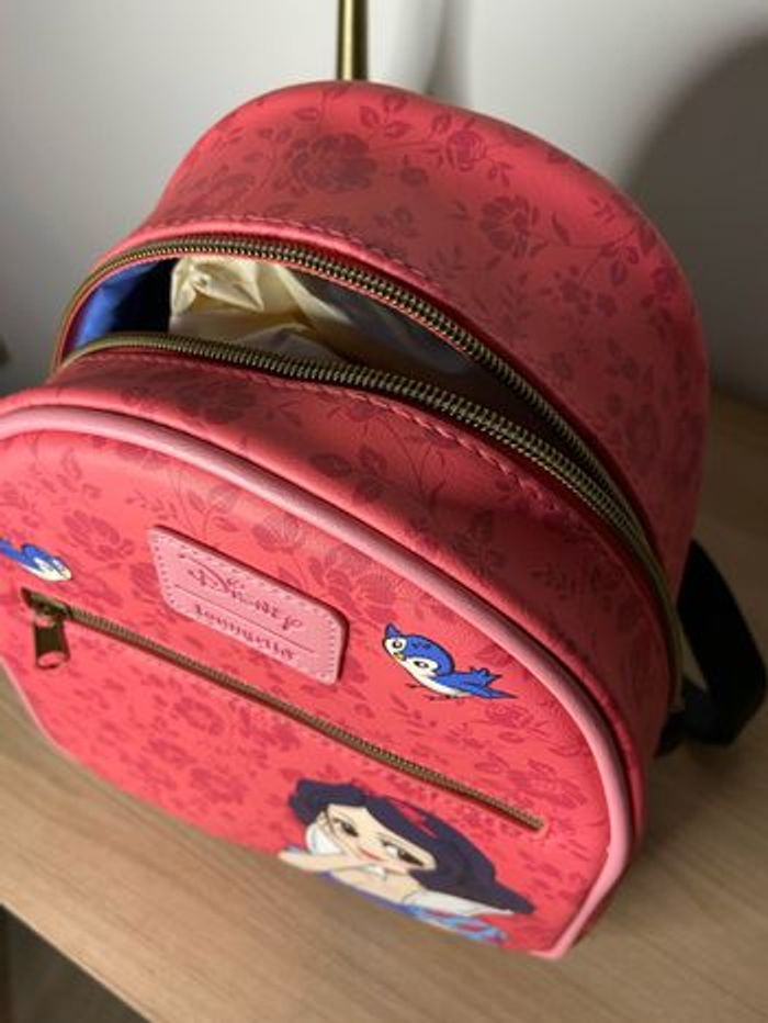 Sac à dos Loungefly Blanche Neige, import USA - photo numéro 3
