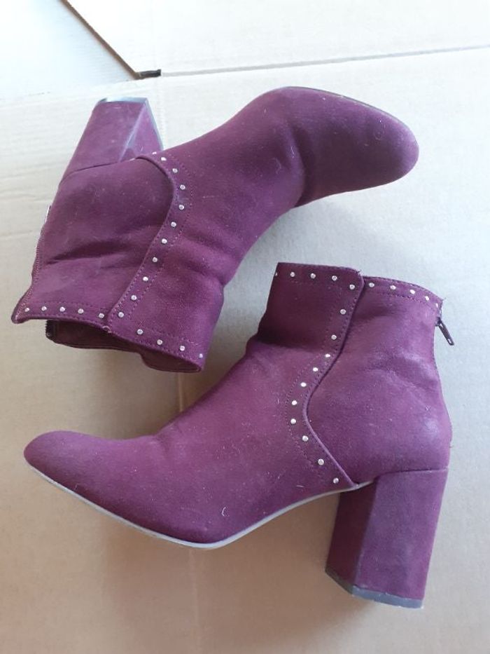 Boots mauve avec sequins