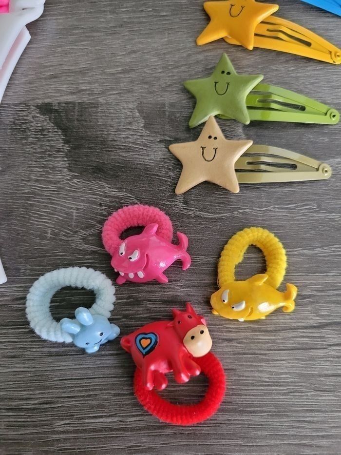 Joli lot d accessoires de coiffure barrettes élastiques pinces à cheveux banane - photo numéro 2