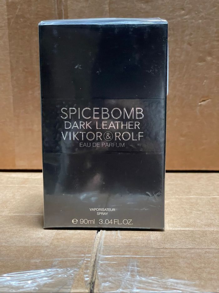 Spicebomb dark leather 90ml