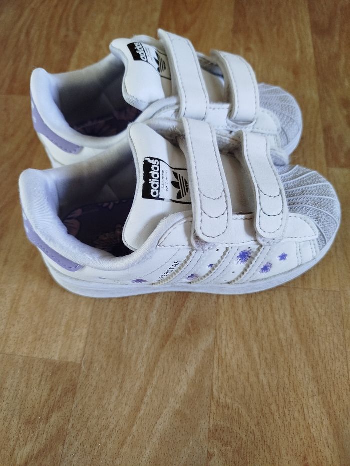 Basket adidas pointure 23 - photo numéro 2