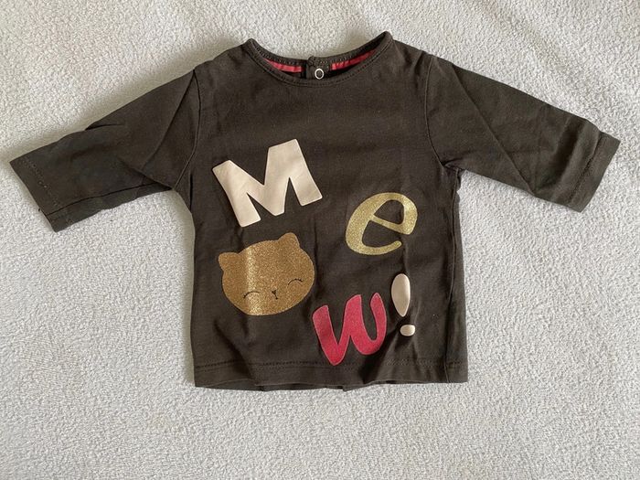 TEE shirt marron manches longues 1 mois
