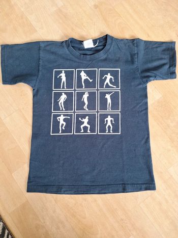 T-shirt taille 11 ans