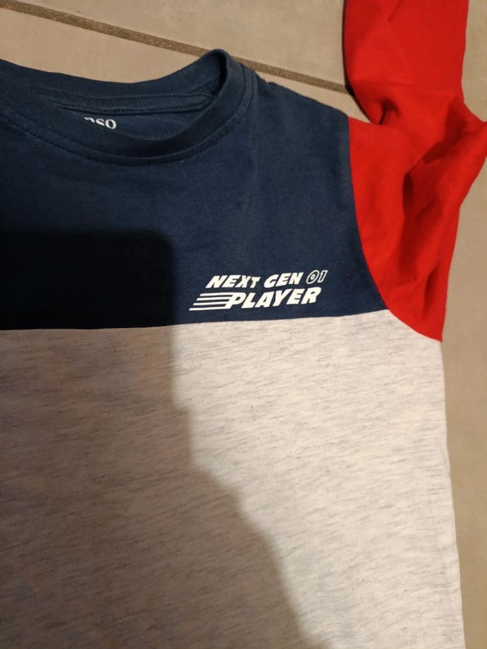 T shirt manches longues garçon 6 ans - photo numéro 2