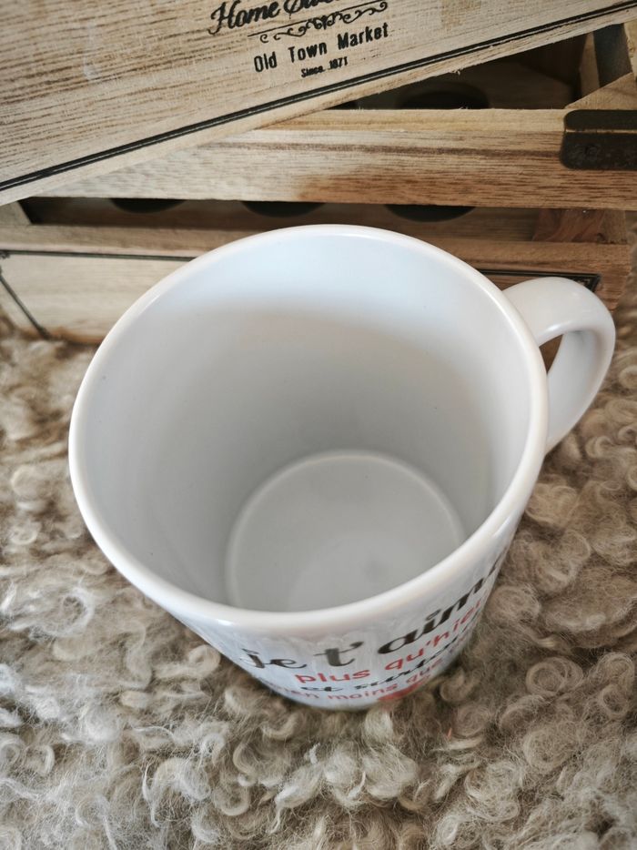 Tasse Idée Cadeau Saint Valentin - Je t'aime plus qu'Hier - photo numéro 7