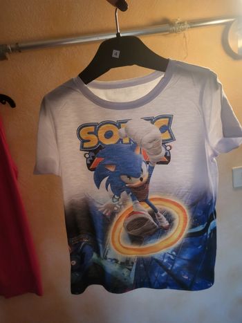 T-shirt sonic