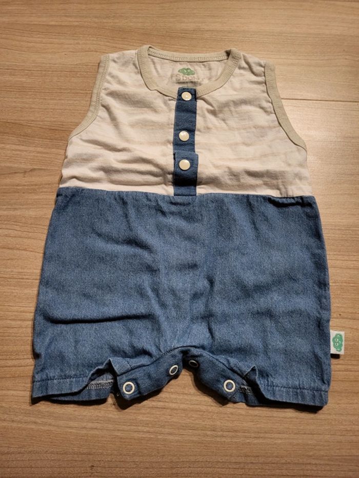 Barboteuse taille 6 mois (68 cm)