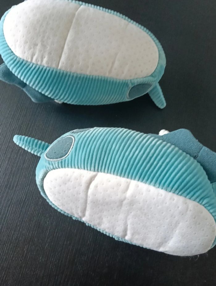 Pantoufle dinosaure 24 25 - photo numéro 2