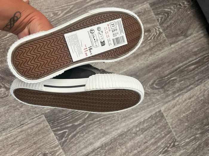 Chaussures neuve orchestra taille 31 - photo numéro 2