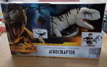 Dinosaure geant jurassic world neuf