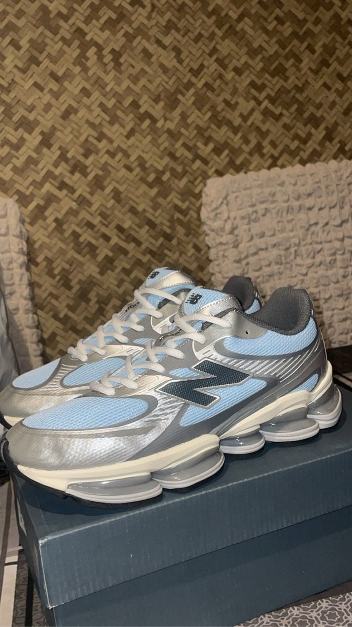 New Balance 2000 Abzorb – Bleu & Gris Taille 43 - photo numéro 2