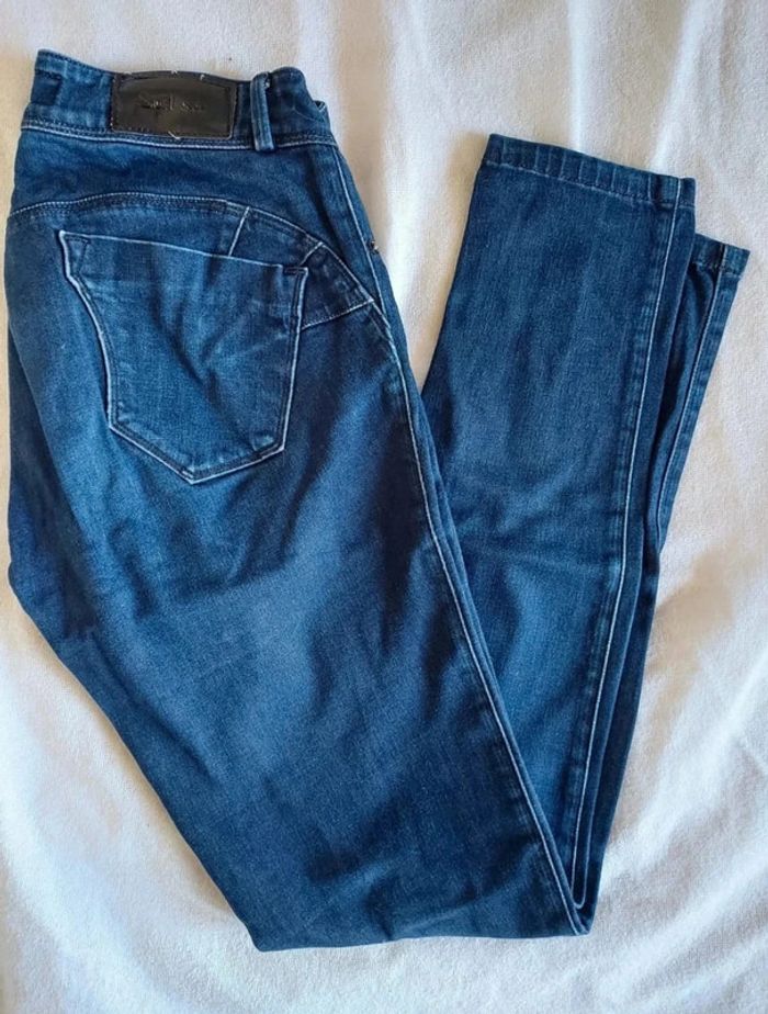 Jean salsa wonder taille us28 - photo numéro 2