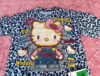 Tee-shirts hello kitty 