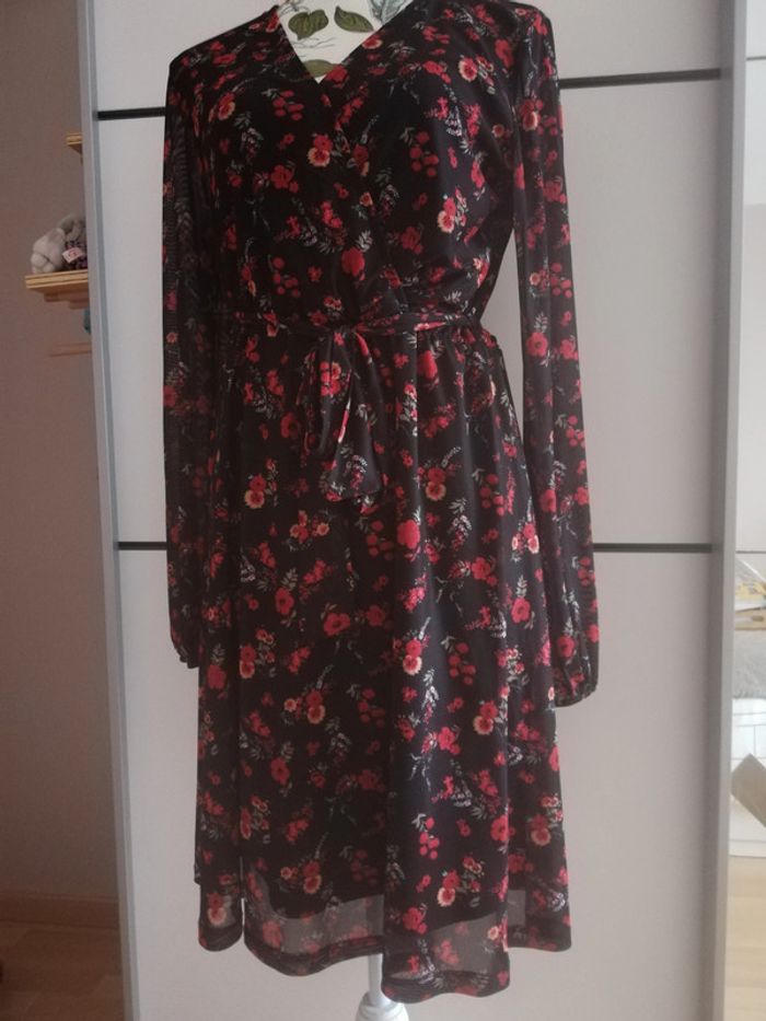 Robe fleurie Anna Field TM