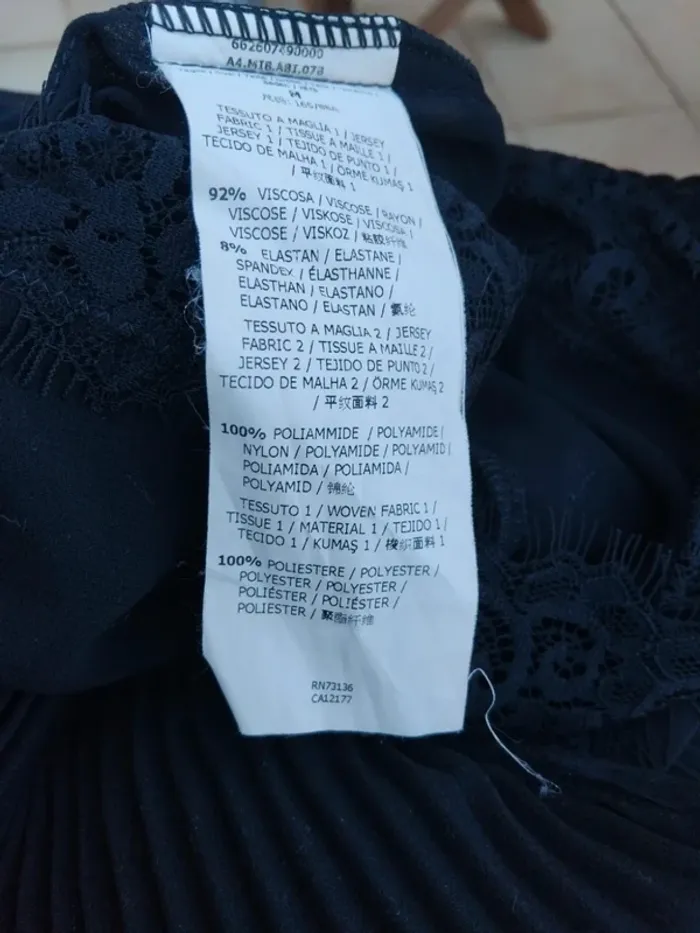 Tres belle petite robe noire Max Mara t38 - photo numéro 11