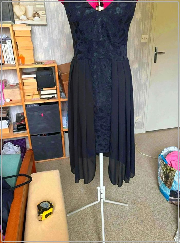 Robe neuve taille 44 - photo numéro 2