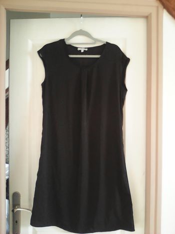 Robe noire La Halle, 38