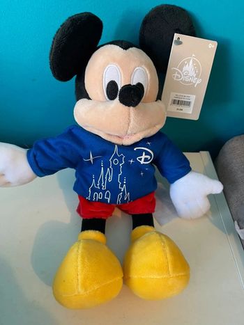 Peluche Mickey  35 cm Disneyland Paris neuve